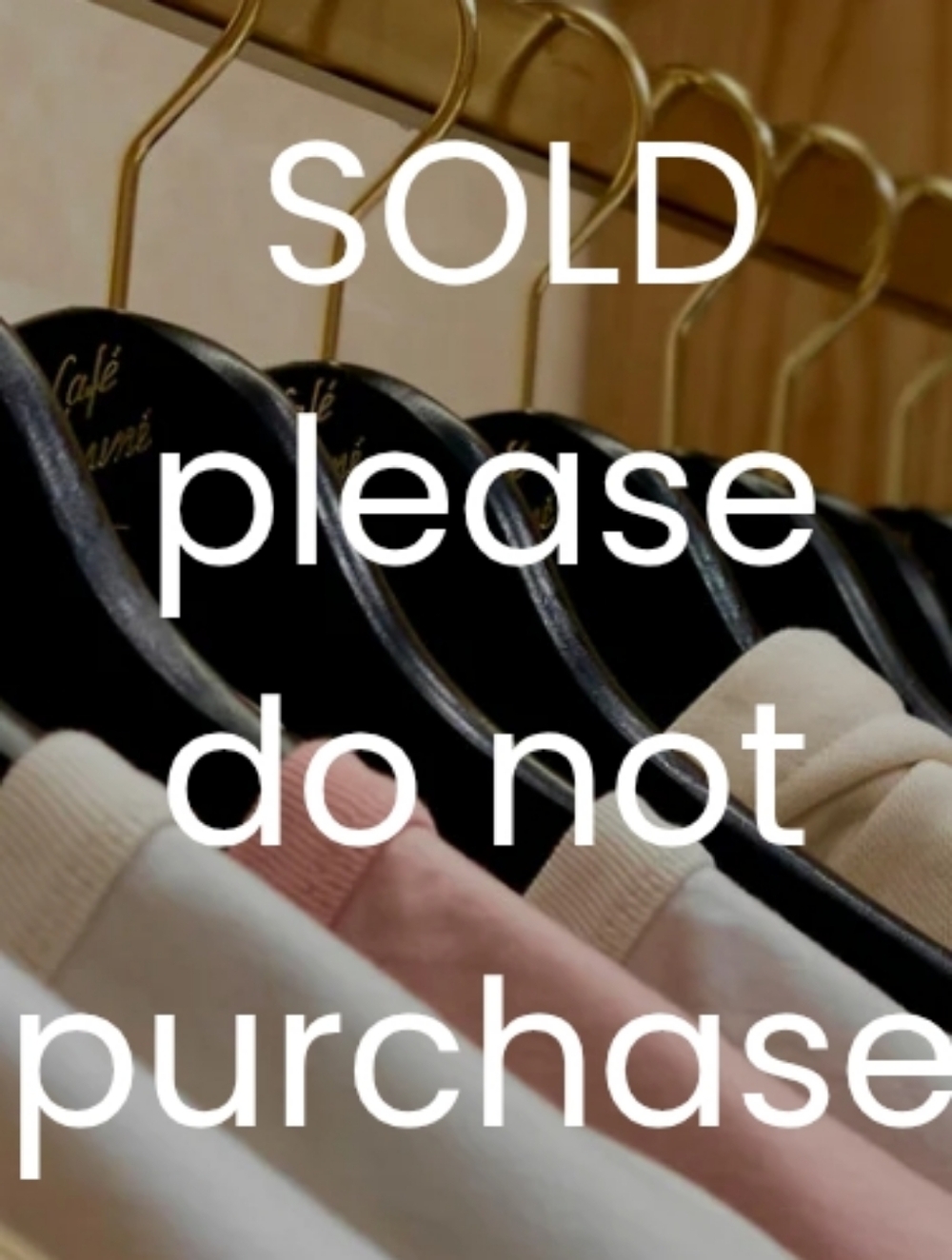 SOLD‎